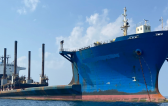 Wilhelmsen UAE Handles Jack-Up Barge Loaded on Semi-Submersible Heavy Lift Vessel