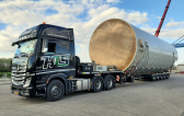 Heavy Load Service Transport Tanks to Industrial Site