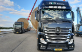 Heavy Load Service Transport Tanks to Industrial Site