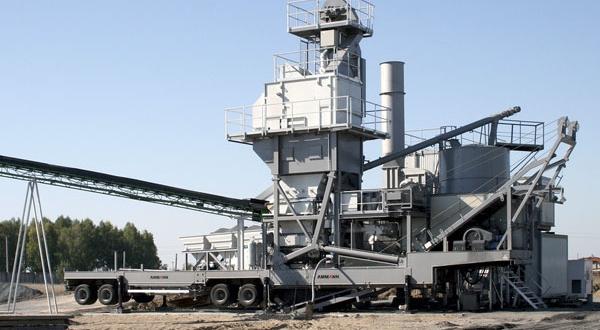 PCN Members Team Up to Transport Big Asphalt Mixing Plant