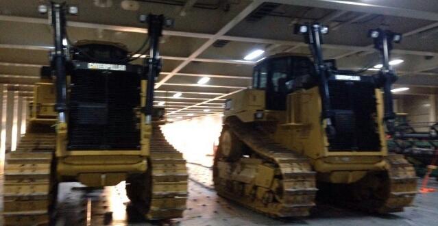 Delta Maritime Arranges Transshipment & Sea Transport of 2 CAT Dozers