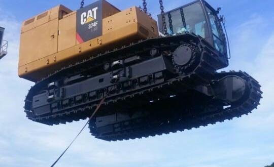 Cuchi Ship CAT Excavators from Singapore to Vietnam