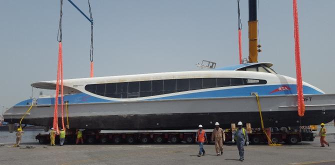 WSS UAE Project Team Handles Passenger Ferry Boats in Dubai