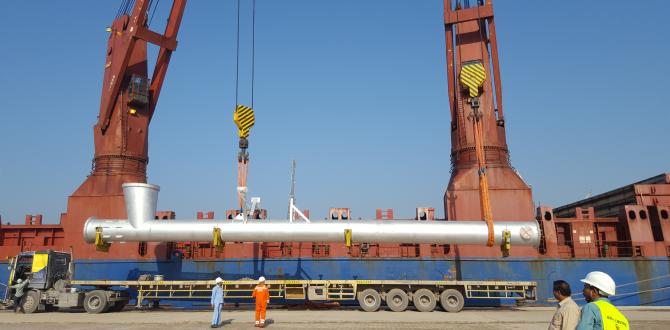 WSS Handle Shipment of Long Flare Risers from the UAE to Saudi Arabia