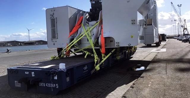 Europe Cargo Handle Shipment of Excavator to Fremantle