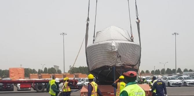 ATLAS Handles Smooth Delivery of Boat in Kuwait