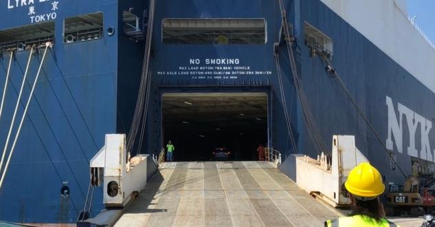 EZ Link Taiwan Handles OOG Machinery via RORO to Italy