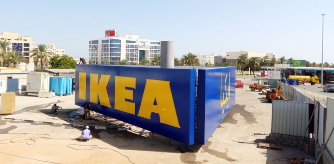 TransOcean Hungary Move Ikea Tower to Oman