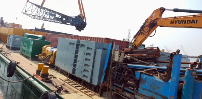 Wilhelmsen UAE Handle Breakbulk Shipment of Construction Equipment