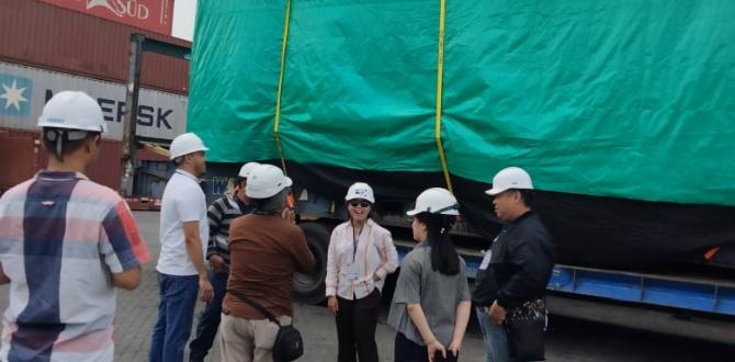 An Experienced Logistics Team at Lintas Cakrawala Logistik