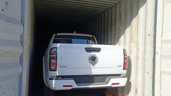 Protranser in China with Export of Pickup Trucks to Nigeria