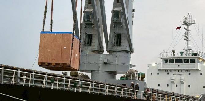 EZ Link & Naigai Trans Line Smoothly Handle Breakbulk Shipment