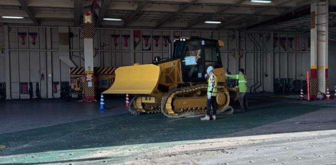 Nonpareil & WRL Australia with RORO Shipment of Dozer