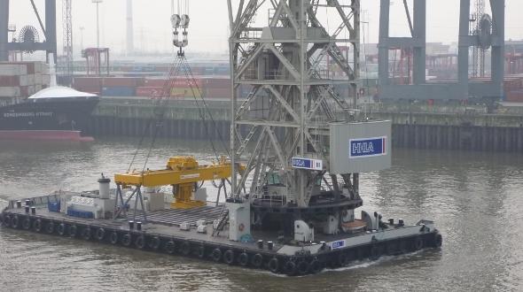 Gebrüder Weiss Handle Gantry Crane Bound for China