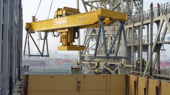 Gebrüder Weiss Handle Gantry Crane Bound for China