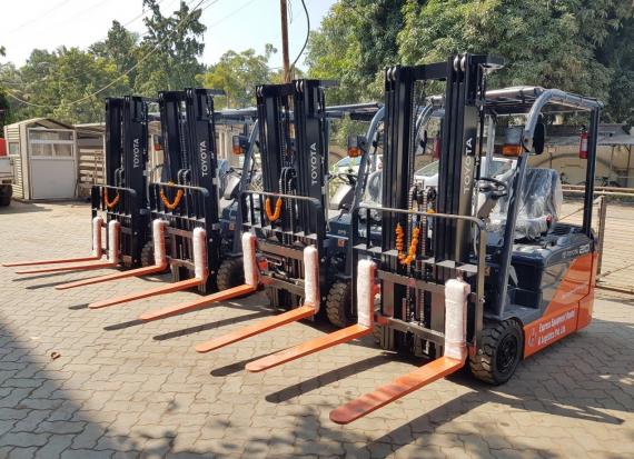 Express Global Logistics Going Green with Electric Forklifts