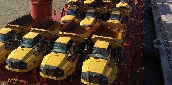 CTO do Brasil Ship 28 CAT Trucks & Excavators to the UAE