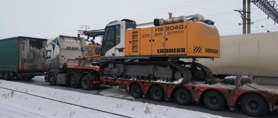 Goodrich Moves Liebherr Crane from Austria to Kazakhstan