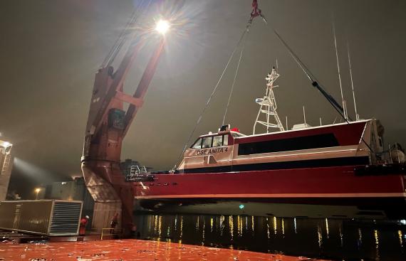 FCI Report Shipment of Crew Boat for Oil Rig