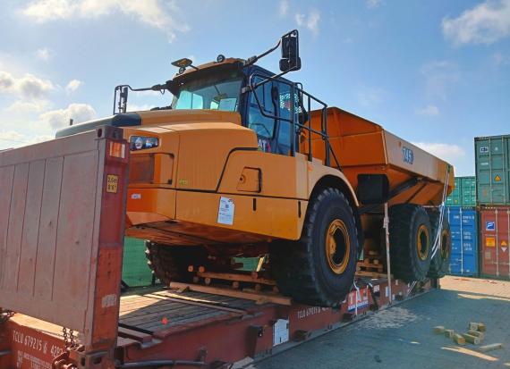 Afriguide Logistics Ship CAT Trucks from Durban to Madagascar
