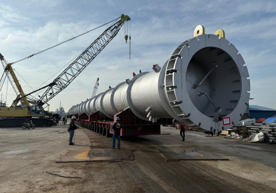 Megalift Transport Pressure Vessels from Port Klang to Batam