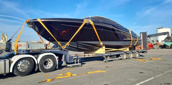 Livo Logistics Coordinate Delivery of Speedboat